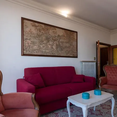 Gm Apartmán Follonica